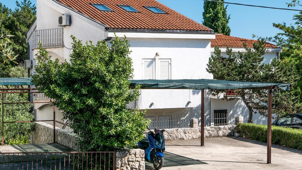 Apartment Lunta Krk Town Exterior foto